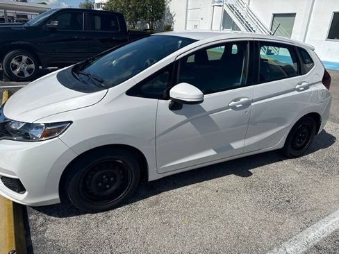 Used 2019 Honda Fit LX image 3