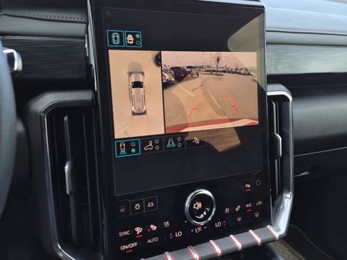 Certified 2024 GMC Acadia AT4 w/ Luxury Package image 31