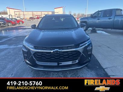 New 2026 Chevrolet Trax LT w/ Sunroof Package