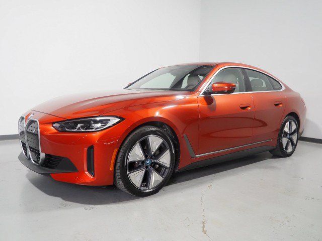 Used 2024 BMW i4 eDrive35 w/ Premium Package RWD image 10