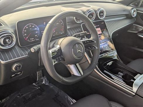 Used 2025 Mercedes-Benz C 300 4MATIC Sedan image 10