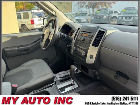 Used 2011 Nissan Xterra S image 24