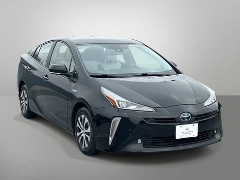 Used 2022 Toyota Prius XLE w/ Advanced Technology Package image 23