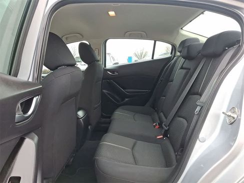 Used 2017 MAZDA MAZDA3 Sport w/ Preferred Equipment Package image 20