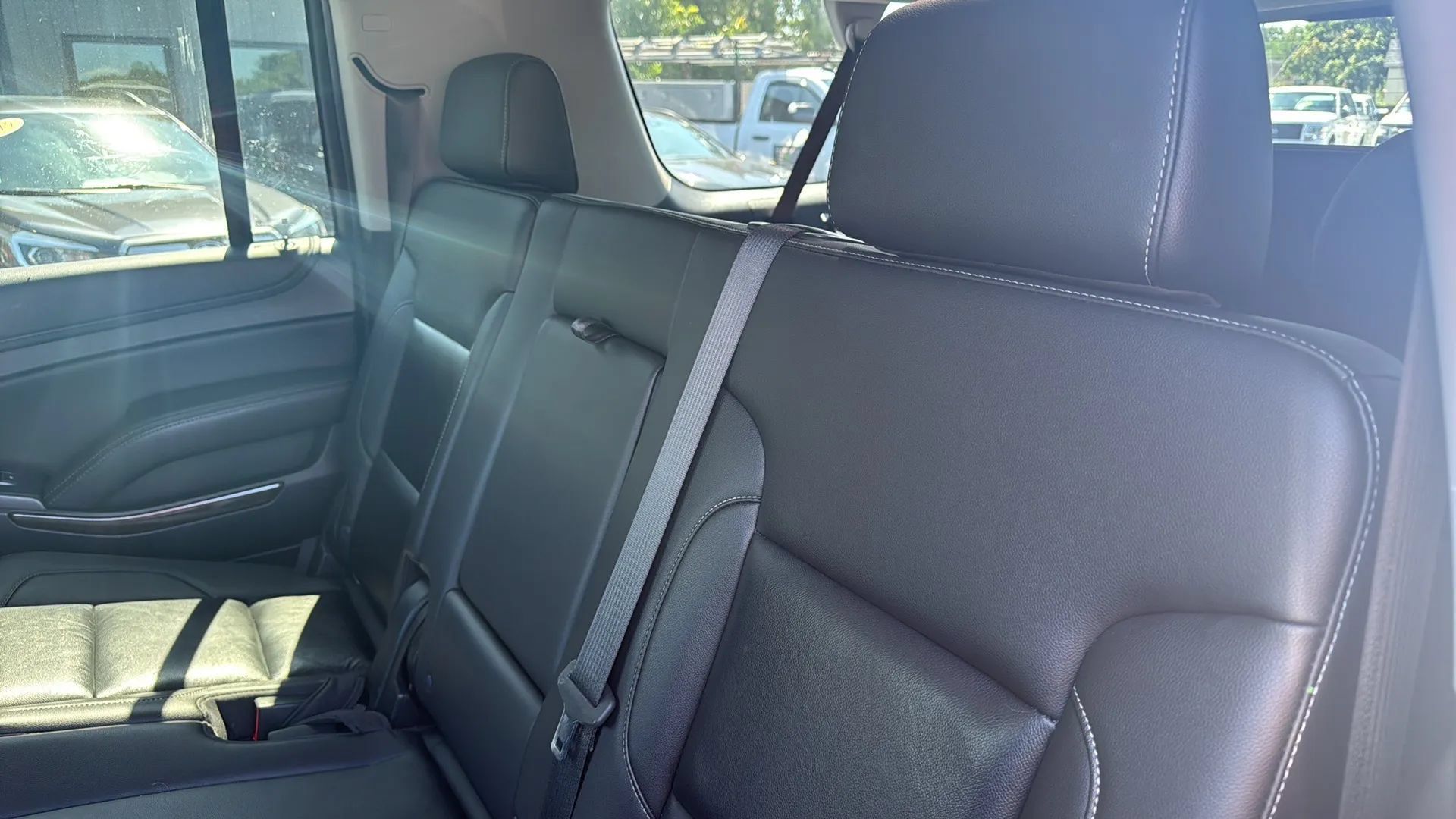 Used 2018 Chevrolet Suburban LT AWD/4WD image 19
