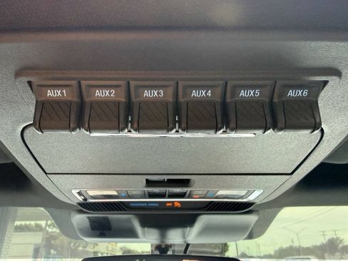 Used 2024 Ford F150 Raptor w/ Equipment Group 803A Raptor R AWD/4WD image 33