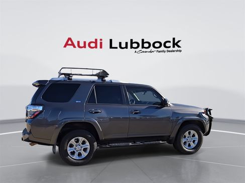 Used 2018 Toyota 4Runner SR5 image 8