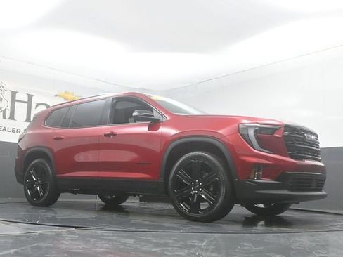 Used 2025 GMC Acadia Elevation w/ Super Cruise Package FWD image 2