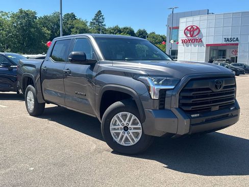 New 2026 Toyota Tundra SR5 w/ SR5 Premium Package AWD/4WD image 1