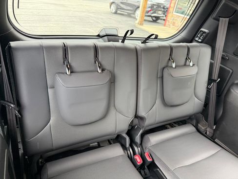 Used 2022 Lexus GX 460 Premium image 25