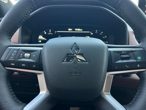 New 2026 Mitsubishi Outlander SEL FWD image 25