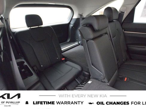 New 2026 Kia Sorento S image 18