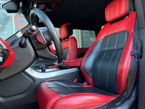 Used 2018 Land Rover Range Rover Sport HSE Dynamic image 9