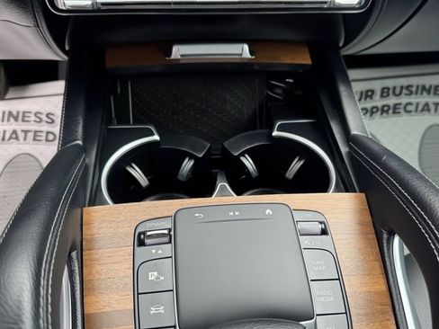 Used 2024 Mercedes-Benz GLE 350 4MATIC image 28
