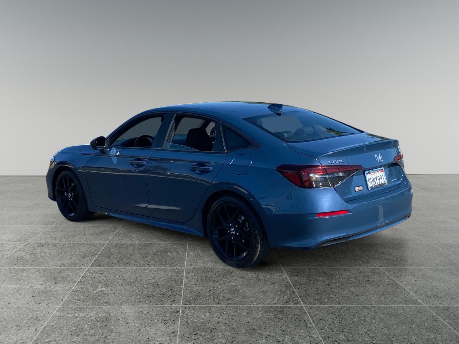 Used 2025 Honda Civic Sport Touring image 3