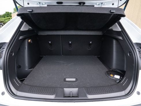 New 2025 Chevrolet Trax LT w/ Driver Confidence Package image 35