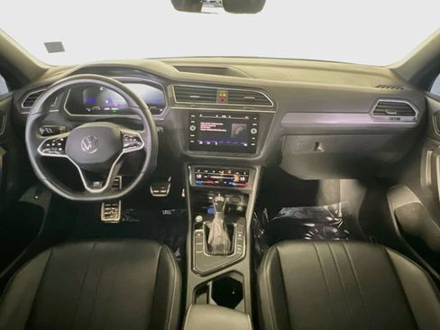 Used 2024 Volkswagen Tiguan SE R-Line FWD image 28