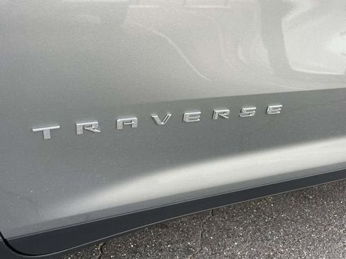 New 2026 Chevrolet Traverse LT w/ Sun and Wheel Package image 7
