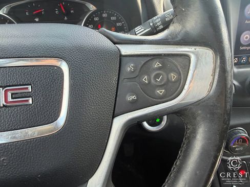 Used 2019 GMC Terrain SLT FWD image 17
