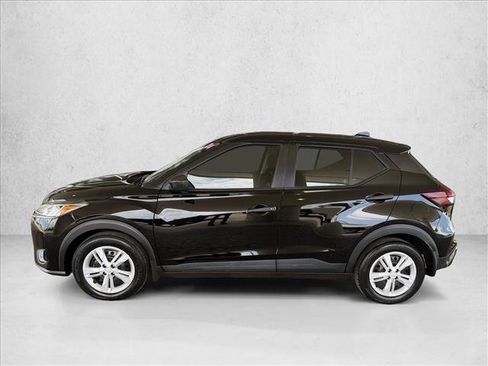 Used 2024 Nissan Kicks S FWD image 2