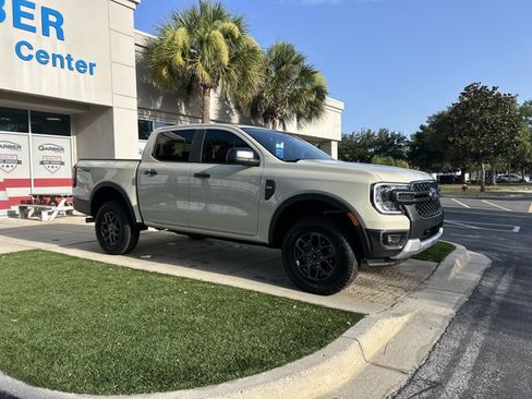 Certified 2025 Ford Ranger XLT w/ Trailer Tow Package RWD image 2