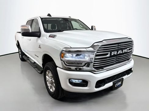 Used 2024 RAM 2500 Laramie AWD/4WD image 1