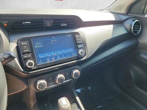 Used 2024 Nissan Kicks SV FWD image 18