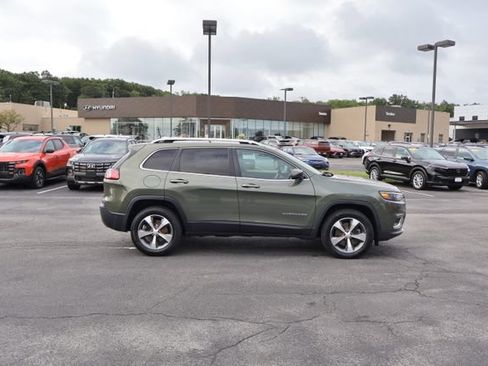 Used 2020 Jeep Cherokee Limited AWD/4WD image 8