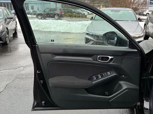 Used 2025 Honda Civic Sport image 38