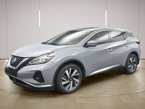 Used 2023 Nissan Murano SL w/ SL Moonroof Package FWD image 3