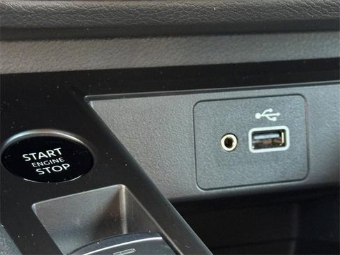 Certified 2025 Nissan Kicks S image 17