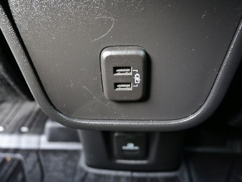 Used 2023 GMC Terrain AT4 image 16