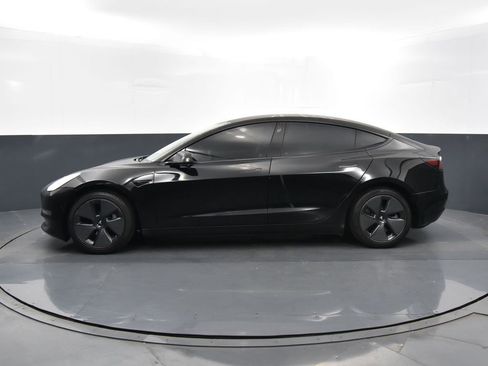 Used 2021 Tesla Model 3 Standard Range Plus image 6