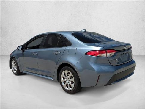 Used 2021 Toyota Corolla LE FWD image 7