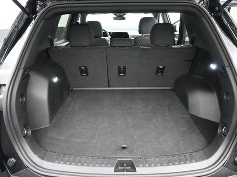 Used 2025 Chevrolet Equinox LT AWD/4WD image 7