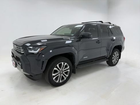 Used 2026 Toyota 4Runner Limited AWD/4WD image 5