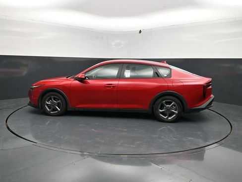 Used 2025 Kia K4 FWD image 4