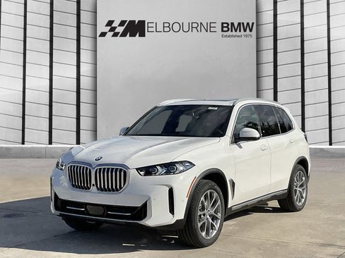 New 2026 BMW X5 sDrive40i w/ Premium Package image 3