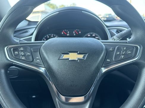 Used 2023 Chevrolet Malibu LT FWD image 20