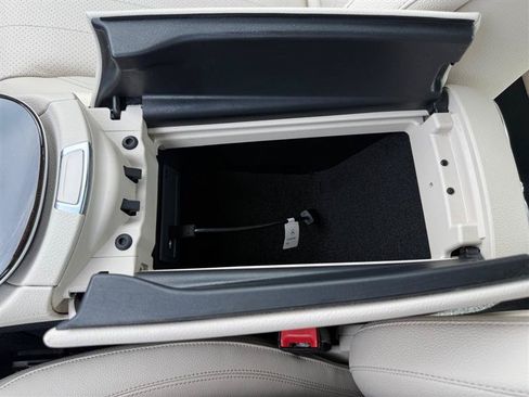 Used 2021 Mercedes-Benz E 350 Sedan image 35