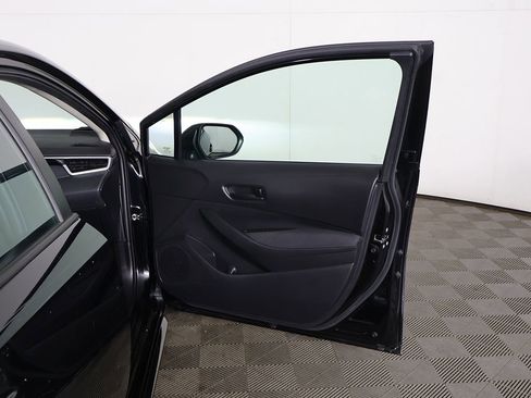Used 2023 Toyota Corolla LE FWD image 16