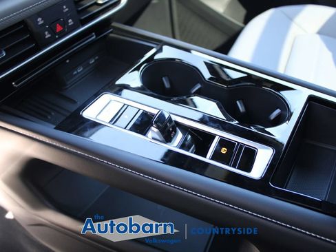 New 2026 Volkswagen Atlas Cross Sport SEL R-Line AWD/4WD image 17