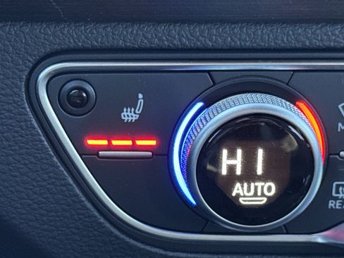 Used 2023 Audi Q5 2.0T Premium Plus image 13