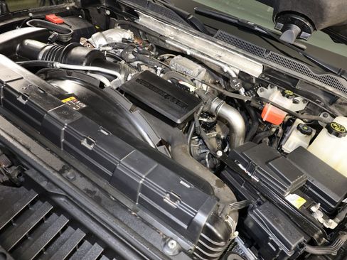 Used 2020 GMC Sierra 2500 AT4 w/ AT4 Premium Package AWD/4WD image 34