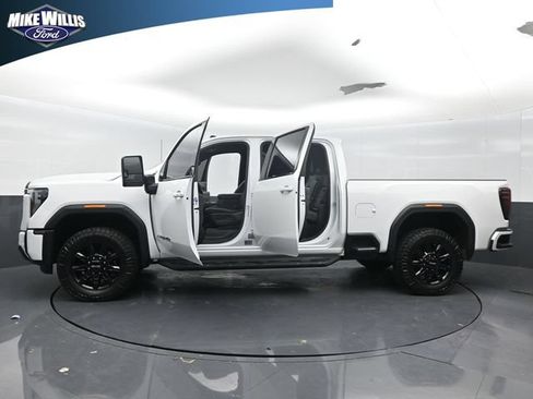 Used 2025 GMC Sierra 2500 AT4 AWD/4WD image 20