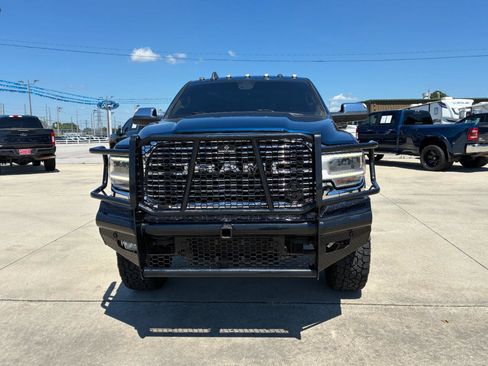 Used 2021 RAM 2500 Laramie w/ Body Color Bumper Group AWD/4WD image 3