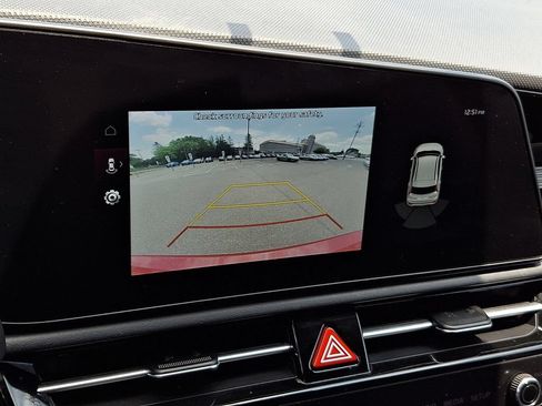 Certified 2023 Kia Niro EX FWD image 19