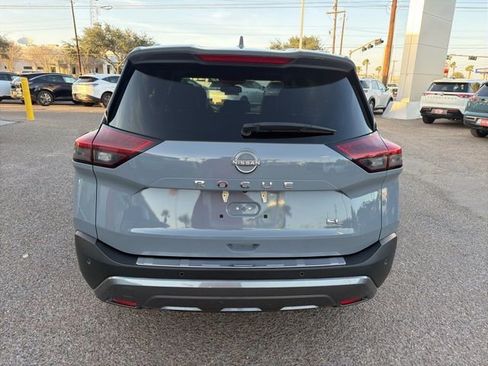 Certified 2023 Nissan Rogue SL w/ SL Premium Package image 4