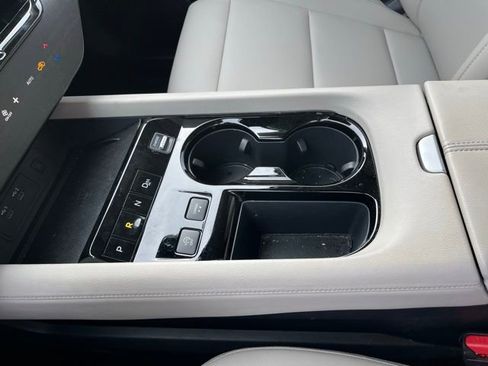 Used 2025 Nissan Murano SV image 26