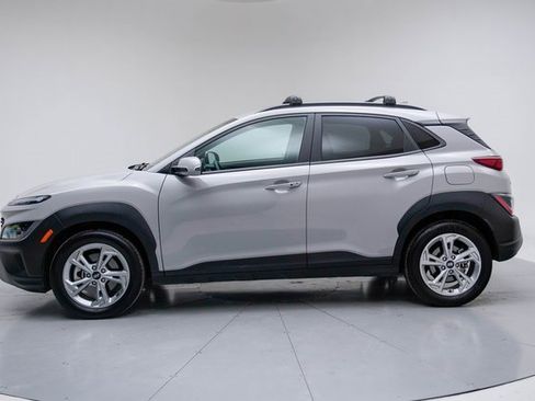 Used 2023 Hyundai Kona SEL image 2